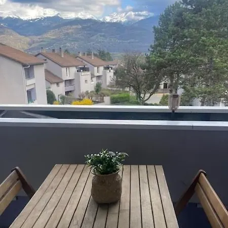 Appartement T2 De Gamme Terrasse Vue Belledonne Crolles